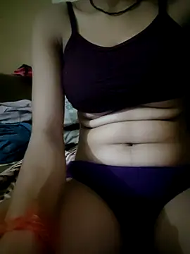 Snapshot of Cute-Nitya_21 chatting on 05-31-26, 04:47 Cute-Nitya 21 online show from 05-31-26, 04:47