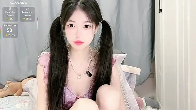 Snapshot of XiaoMei-iiiiii chatting on 05-10-26, 06:40 XiaoMei-iiiiii online show from 05-10-26, 06:40