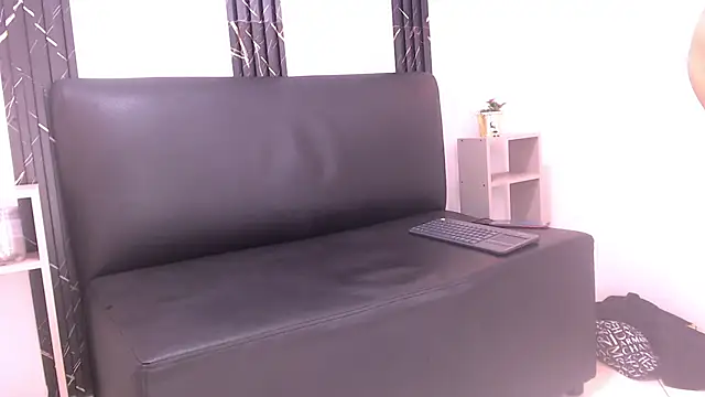 Lian Jacob online show from 04-23-26, 08:02