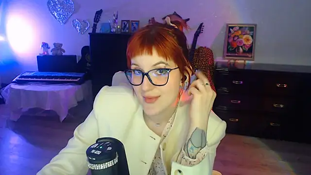 ConchitaMesser online show from 05-10-26, 06:46