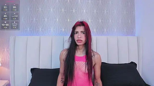 Snapshot of Tori_Gaviria chatting on 05-15-26, 12:23 Tori Gaviria online show from 05-15-26, 12:23