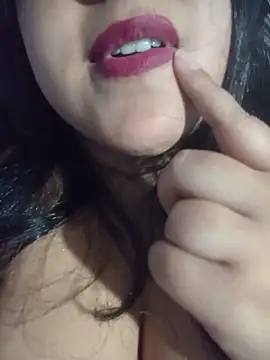 Thamimaodefada online show from 06-18-26, 12:11