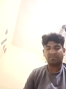 Hot-tina01 online show from 04-17-26, 06:00