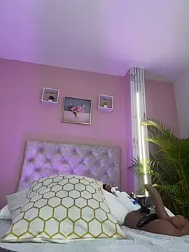 caro lovings online show from 06-18-26, 03:40