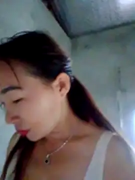 Snapshot of Tieuthu2 chatting on 07-11-26, 12:24 Tieuthu2 online show from 07-11-26, 12:24