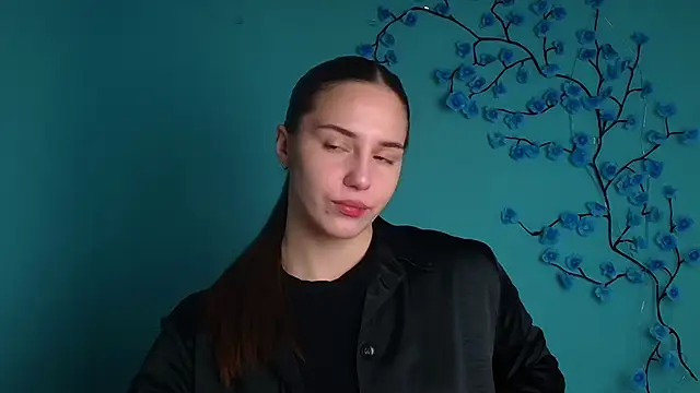 Kyara ra online show from 04-28-26, 05:12