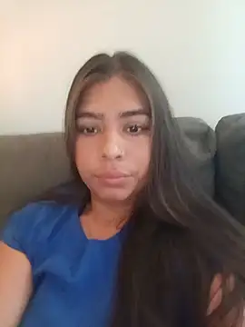 Snapshot of Caliente1208 chatting on 07-19-26, 04:00 Caliente1208 online show from 07-19-26, 04:00