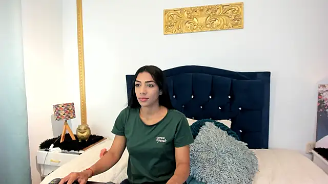 AmberKayleigh online show from 04-21-26, 01:17