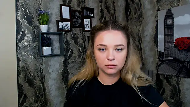 NicoleAura online show from 06-29-26, 10:15