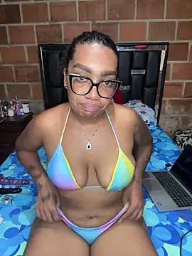  Piel Canela online show from 05-20-26, 02:18