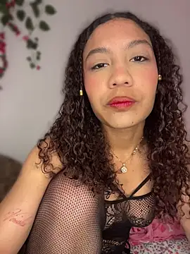 Daphnne Curly online show from 05-07-26, 05:13