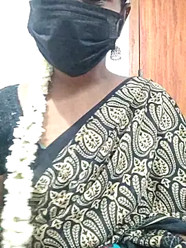 Snapshot of Tamil_Hot_Dharsha chatting on 06-27-26, 03:06 Tamil Hot Dharsha online show from 06-27-26, 03:06