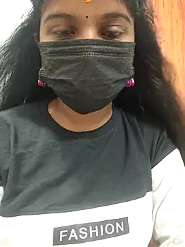 Snapshot of Tamil_Hot_Dharsha chatting on 07-20-26, 04:05 Tamil Hot Dharsha online show from 07-20-26, 04:05