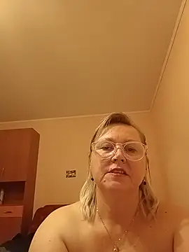 I amVeronicle online show from 06-10-26, 08:30