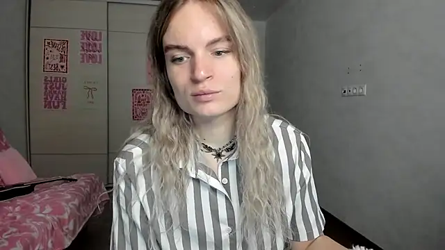 milliKira006 online show from 05-09-26, 04:50