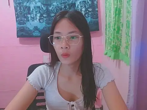 Snapshot of Sweetsexylady19 chatting on 05-30-26, 03:58 Sweetsexylady19 online show from 05-30-26, 03:58
