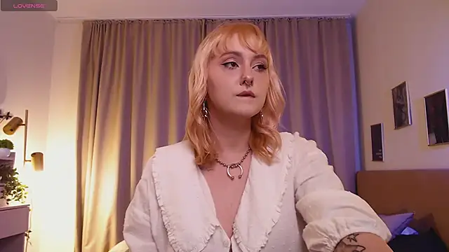 Emma Thomps online show from 06-01-26, 02:08