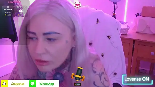 emobarbiedoll online show from 04-19-26, 03:22