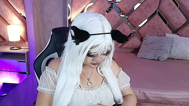 Snapshot of lya_nekko_ chatting on 07-09-26, 05:00 lya nekko online show from 07-09-26, 05:00