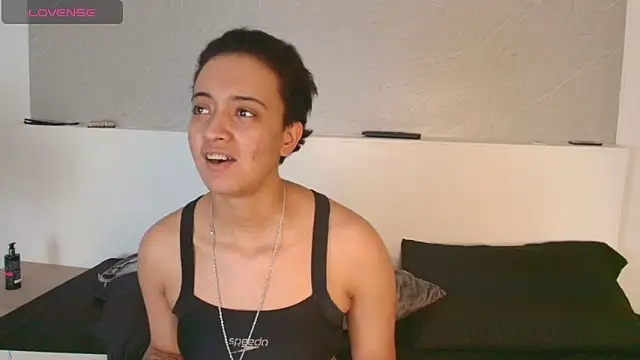 Jhon and Karol online show from 06-12-26, 04:11