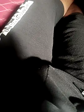 ilango86t online show from 04-19-26, 09:41