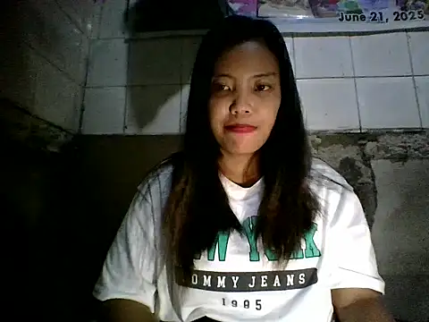 Snapshot of juicyredt chatting on 05-16-26, 12:59 juicyredt online show from 05-16-26, 12:59