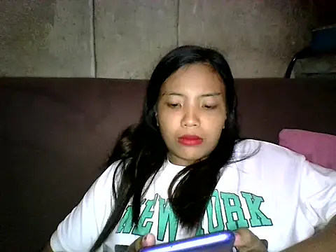 Snapshot of juicyredt chatting on 06-05-26, 12:33 juicyredt online show from 06-05-26, 12:33