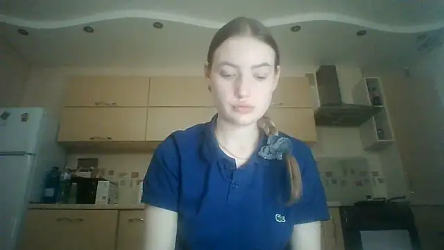 Snapshot of Lisanta chatting on 06-30-26, 07:04 Lisanta online show from 06-30-26, 07:04