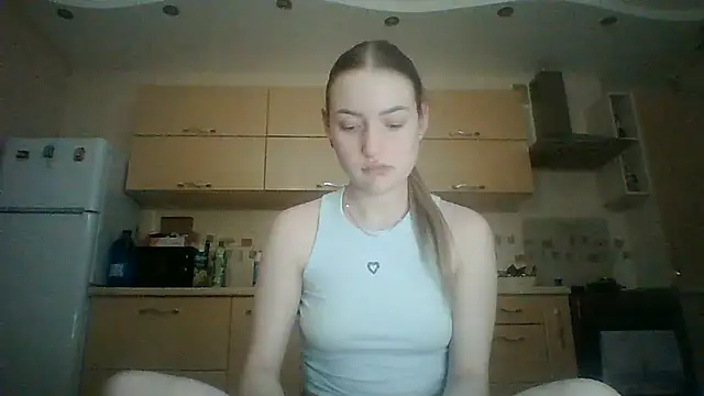 Snapshot of Lisanta chatting on 07-09-26, 06:34 Lisanta online show from 07-09-26, 06:34