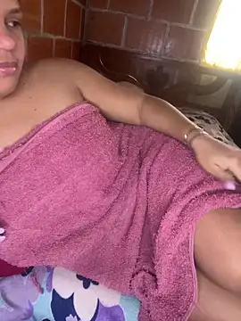 Candelita-hott online show from 05-04-26, 12:34