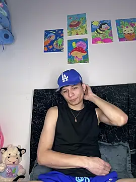 bryan hot 23 online show from 07-11-26, 01:41