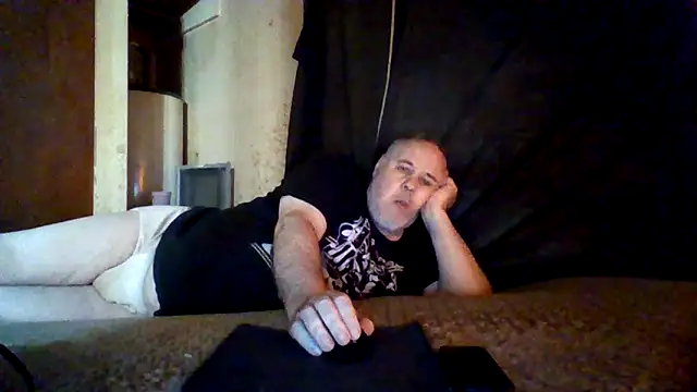 Snapshot of Nightshade1195 chatting on 05-25-26, 05:08 Nightshade1195 online show from 05-25-26, 05:08