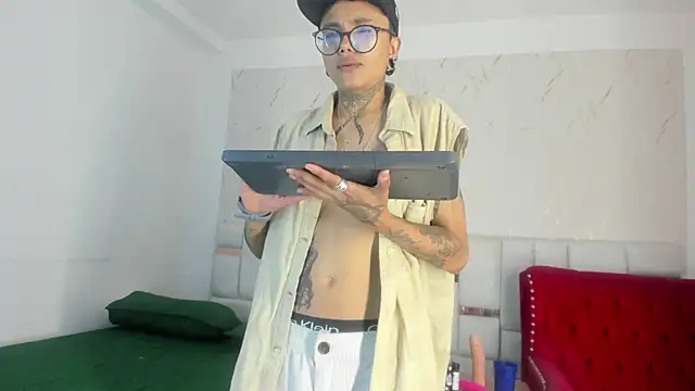 Antony D ossa online show from 05-14-26, 07:53