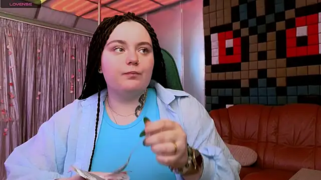 CatherineClaire online show from 06-09-26, 04:40