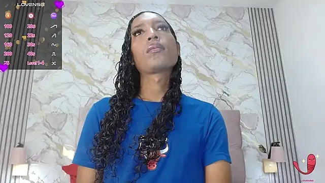 Mia Hiills online show from 05-19-26, 12:33