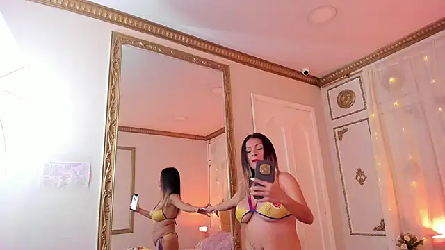 Snapshot of cris_milk chatting on 06-17-26, 07:26 cris milk online show from 06-17-26, 07:26
