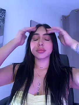 IsabellaNoir  online show from 04-22-26, 10:55