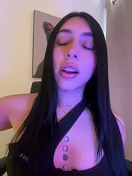 IsabellaNoir  online show from 06-30-26, 04:41