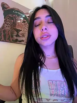 IsabellaNoir  online show from 07-25-26, 06:05