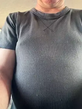 Snapshot of dadbod21 chatting on 05-07-26, 06:24 dadbod21 online show from 05-07-26, 06:24