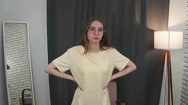 LoveEvinger online show from 04-22-26, 03:20