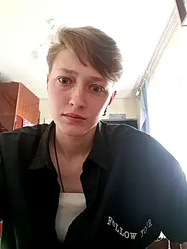  LindaMiller  online show from 05-05-26, 10:56