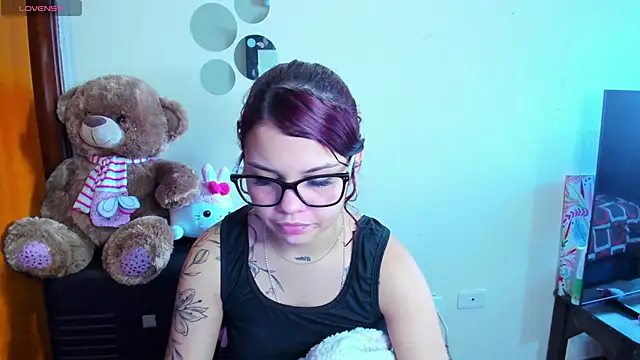 angelina 77 online show from 05-06-26, 06:24
