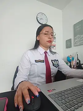 Queen linda1 online show from 05-26-26, 01:40