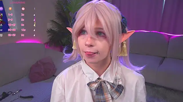 CosplayDream online show from 05-06-26, 06:41