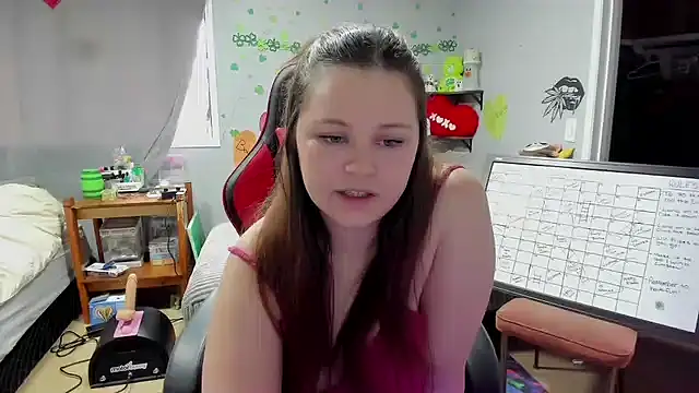 DelilaFields2 online show from 05-22-26, 06:57