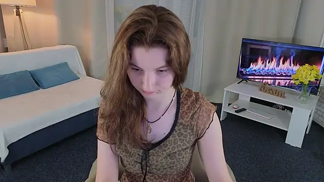 Snapshot of BelovedAlice chatting on 06-08-26, 01:28 BelovedAlice online show from 06-08-26, 01:28
