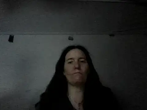 Snapshot of Mini83 chatting on 05-18-26, 08:58 Mini83 online show from 05-18-26, 08:58