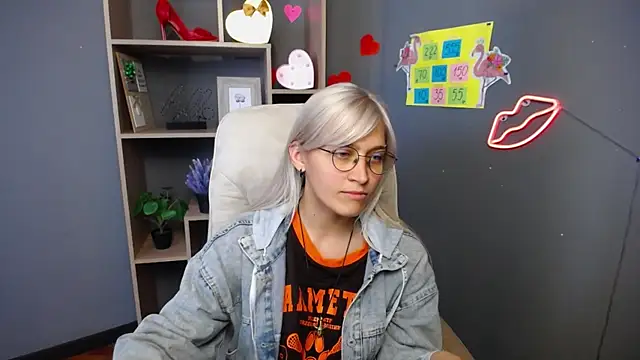 RubyDaviss online show from 05-05-26, 12:02