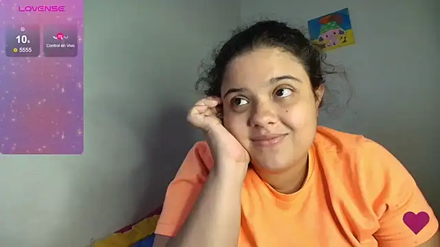 Snapshot of EliVanegas chatting on 06-16-26, 07:11 EliVanegas online show from 06-16-26, 07:11